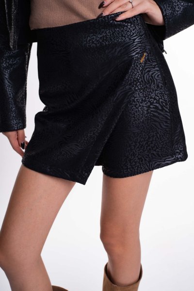 Mayo Chix- Flynn short fekete minbtás velúr