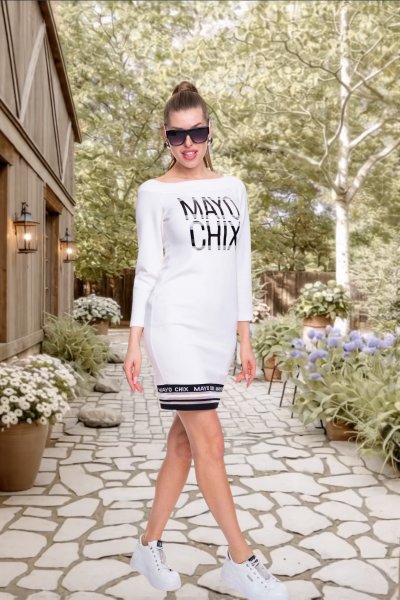 Mayo Chix - Mona ruha nyers